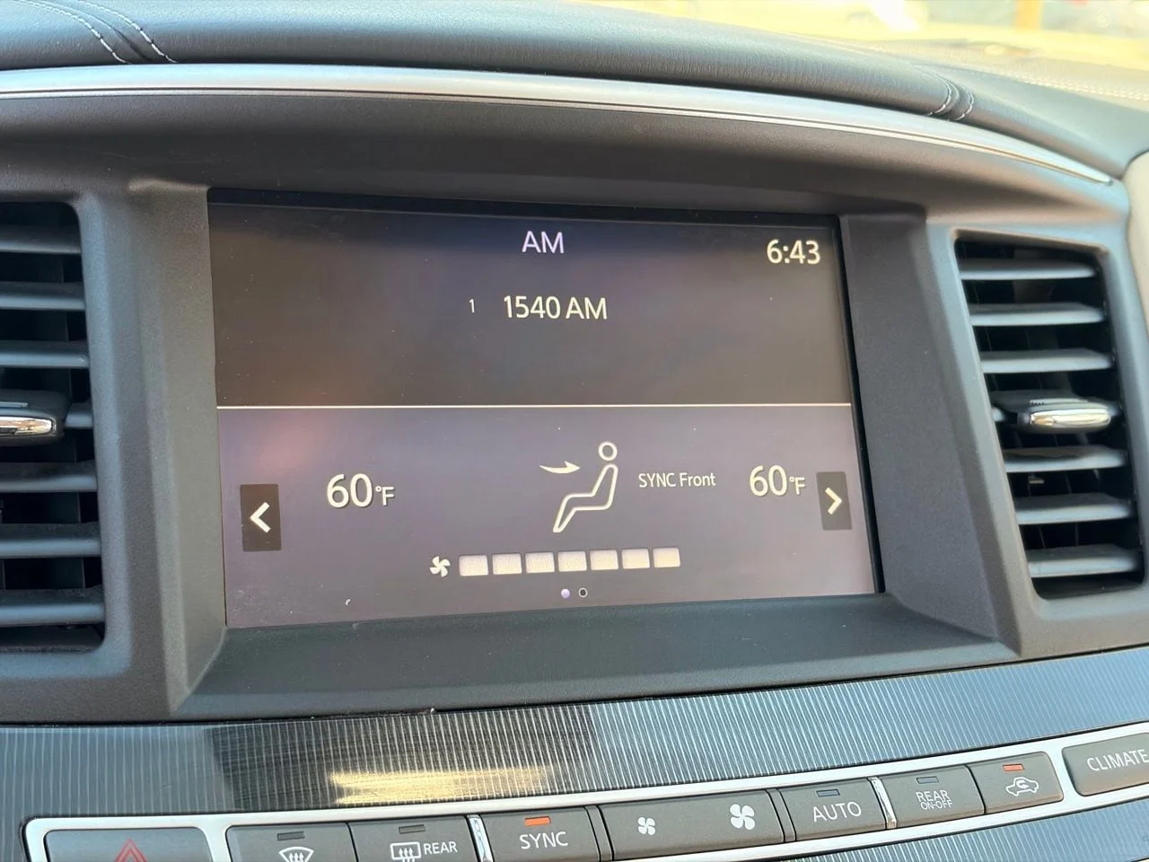 Used 2020 Majestic White INFINITI Pure image 20