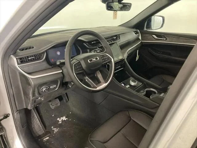 2025 Jeep Grand Cherokee L Limited - Photo 24
