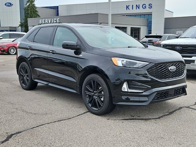 Certified Used 2024 Agate Black Metallic Ford ST Line image 7