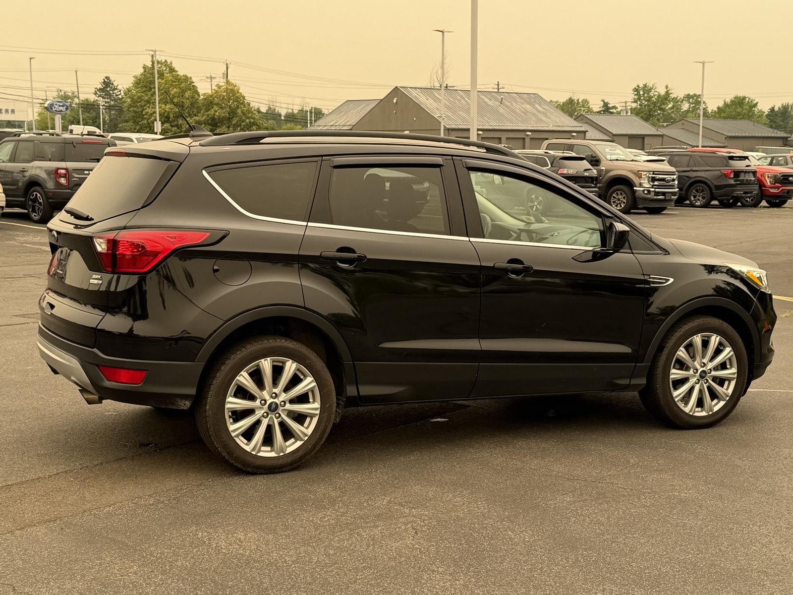 Used 2019 Agate Black Ford SEL image 5