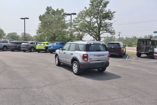Used 2021 Silver Ford Base image 5
