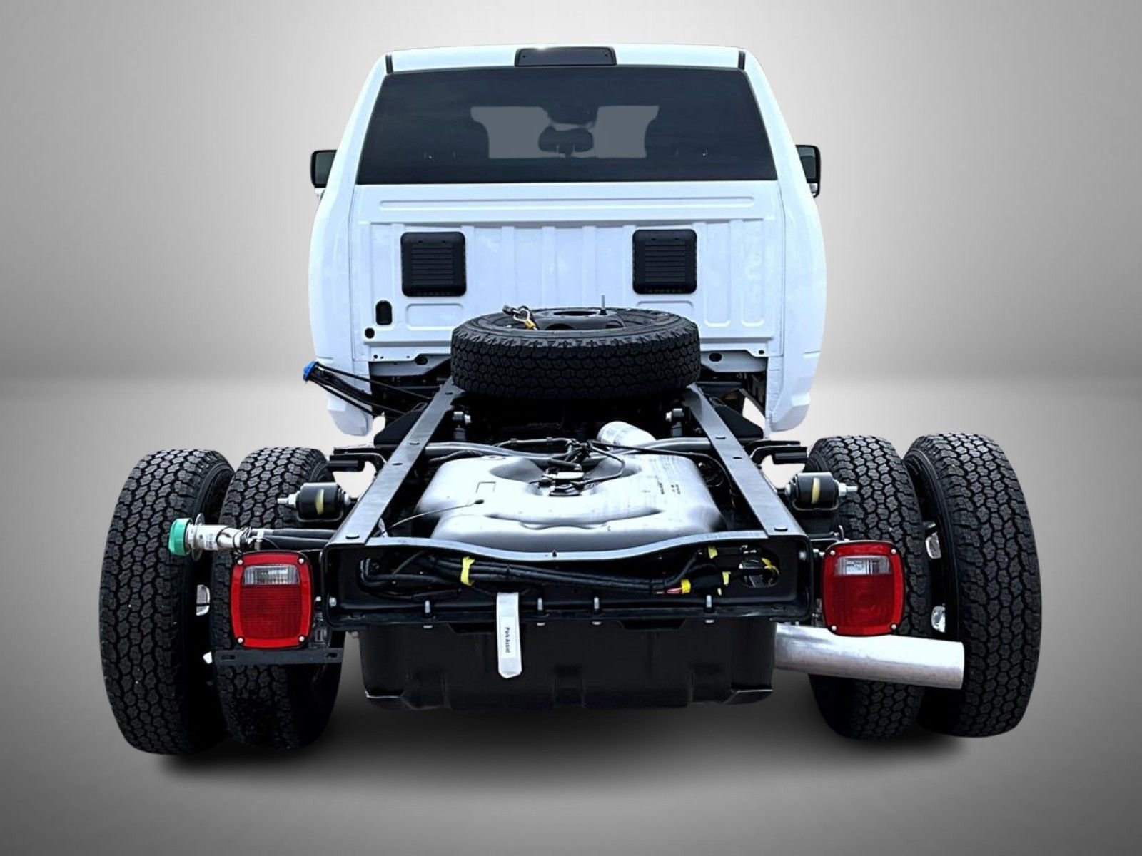 New 2026 Bright White Clear-Coat Exterior Paint RAM Tradesman image 6