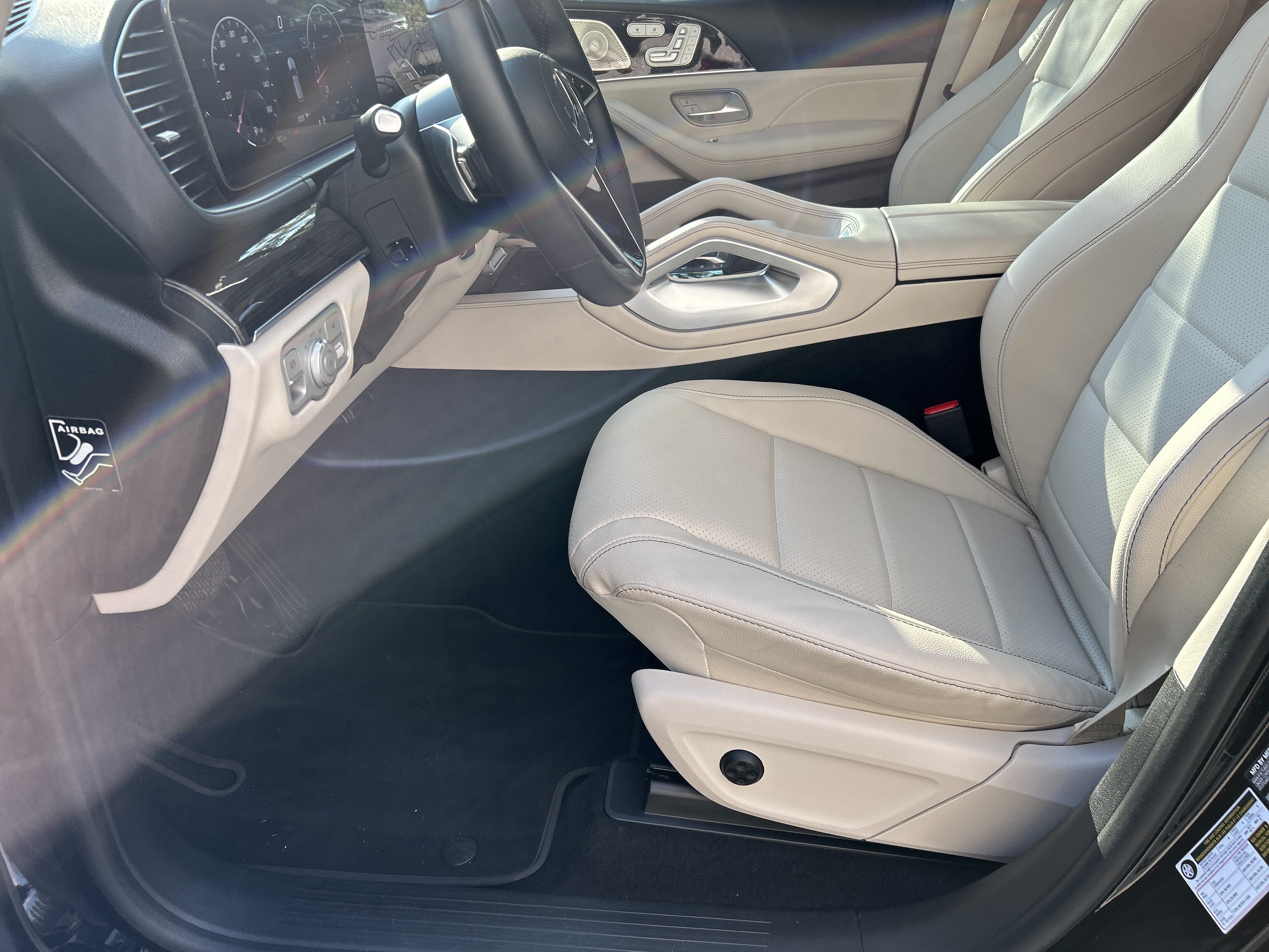 Certified Used 2025 Black Mercedes-Benz GLE 350 SUV image 19