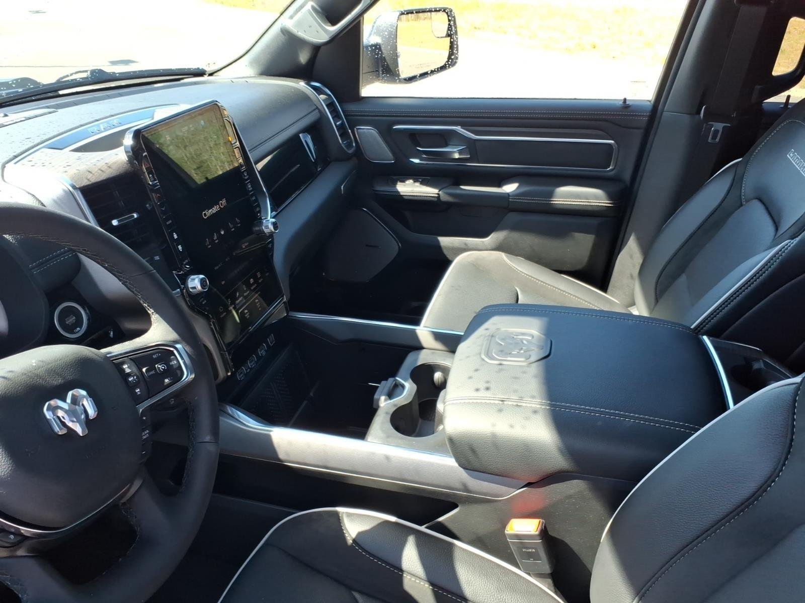 New 2026 Bright White Clear-Coat Exterior Paint RAM Laramie image 21