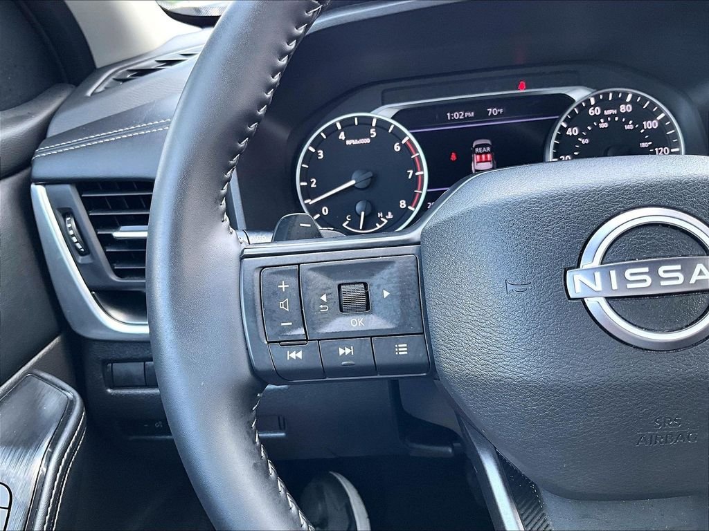 Used 2025 Silver Nissan SV image 22
