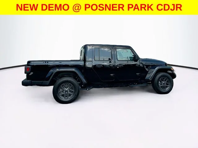 New 2026 Black Clear-Coat Exterior Paint Jeep Sport S image 4