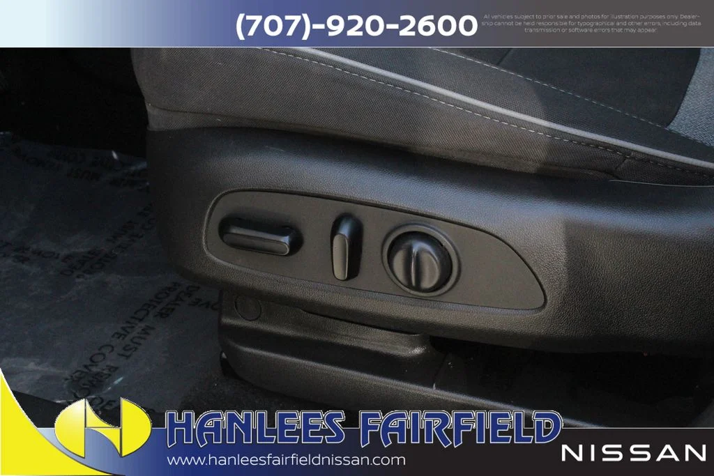 Used 2023 White Chevrolet LT image 13