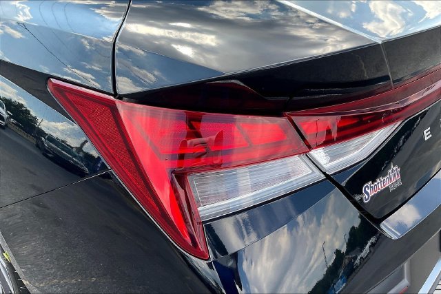 2025 Hyundai Elantra SEL - Photo 25