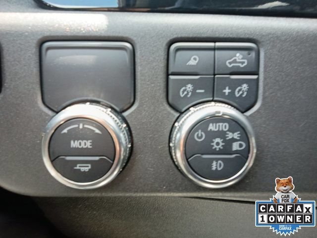 Used 2025 Summit White GMC SLT image 10