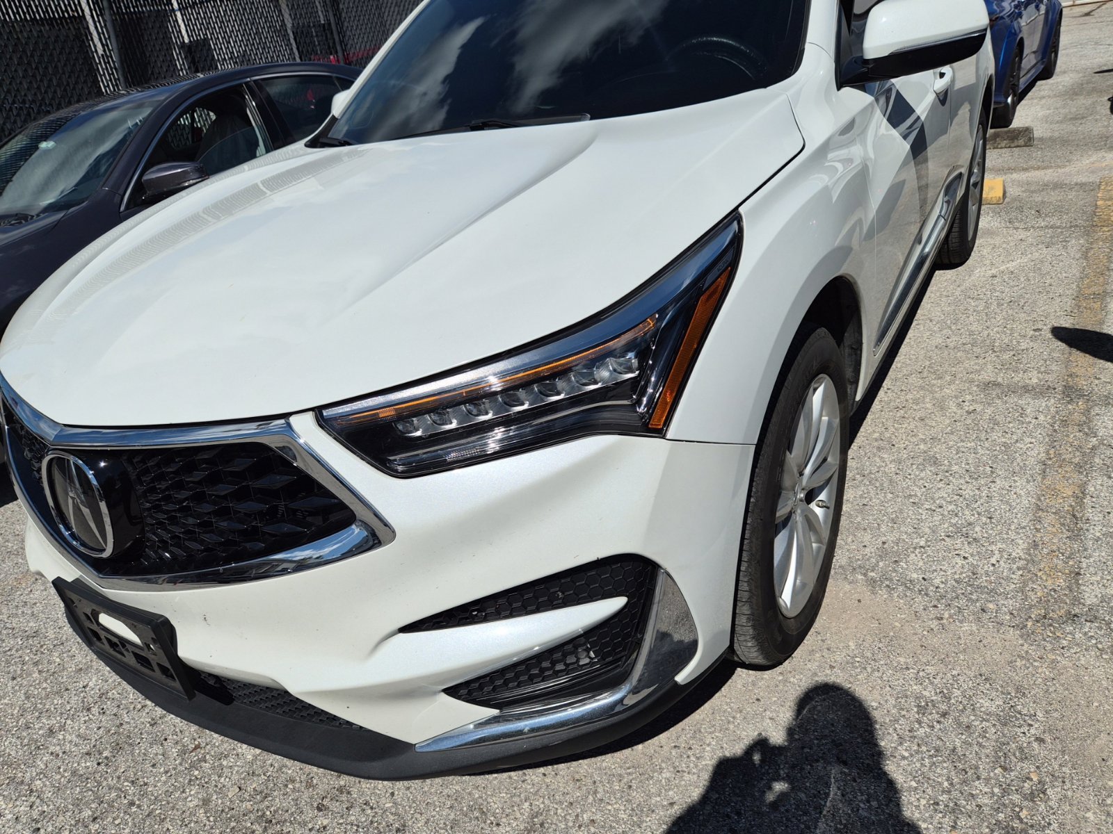 Used 2020 Platinum White Pearl Acura Base image 3