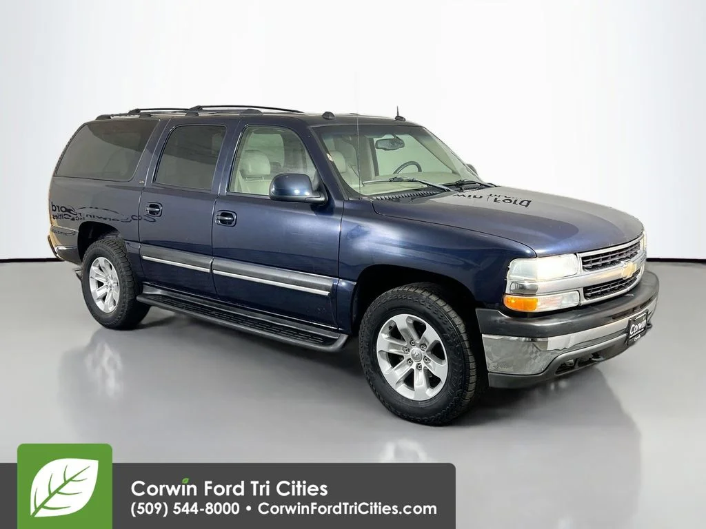 2004 Chevrolet Suburban 4WD 1500 Series LS's photo