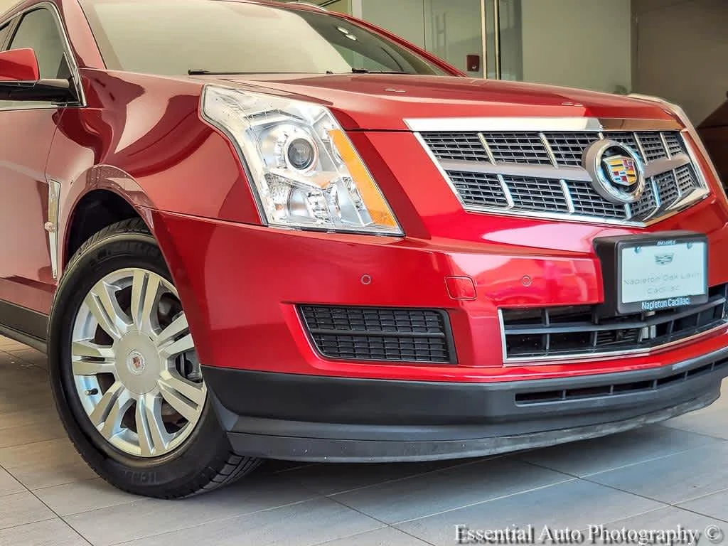 Used 2012 Cadillac SRX Luxury Collection with VIN 3GYFNAE33CS547288 for sale in Oak Lawn, IL