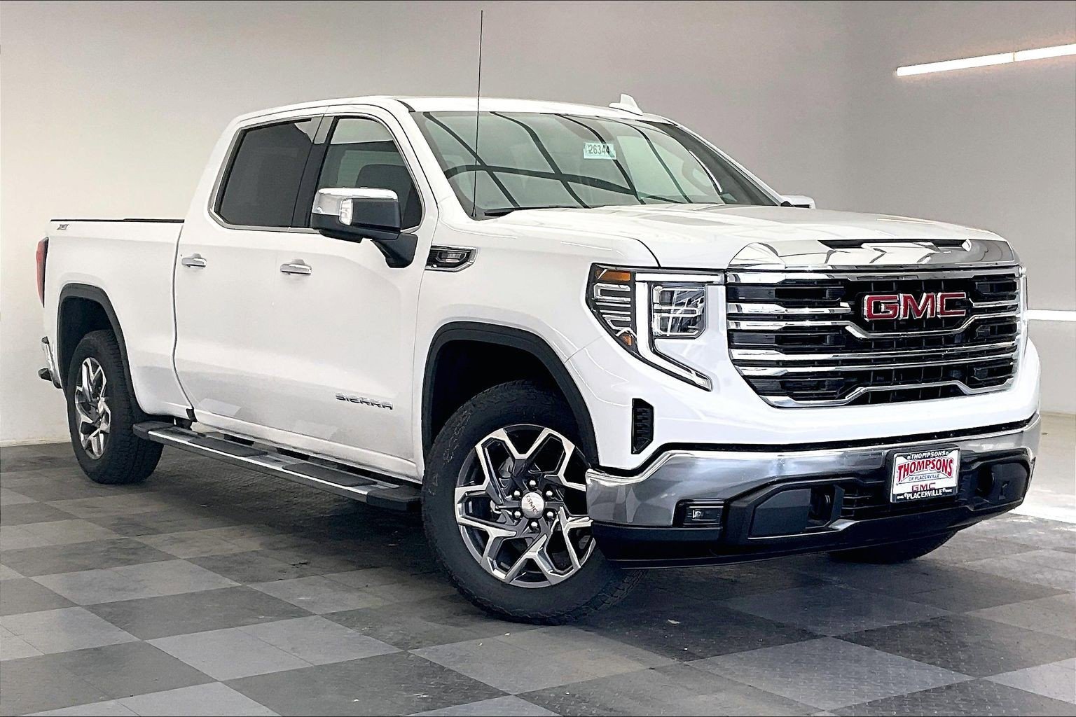 2026 GMC Sierra 4WD Crew Cab Short Box SLT's photo