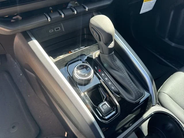 New 2026 White Chevrolet Trail Boss image 23