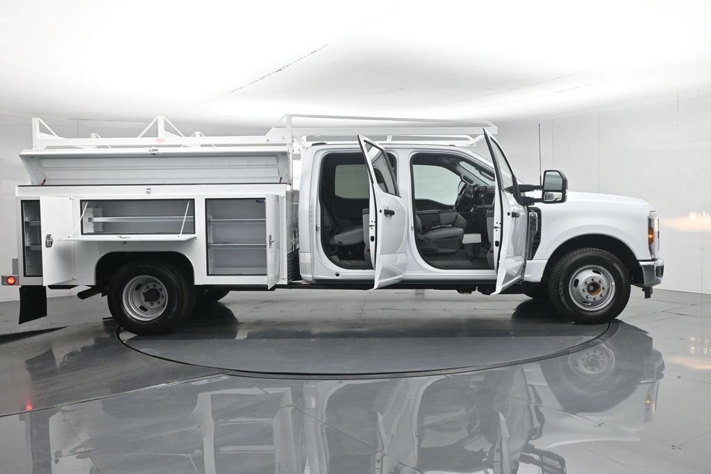 New 2026 Oxford White Ford XL image 40
