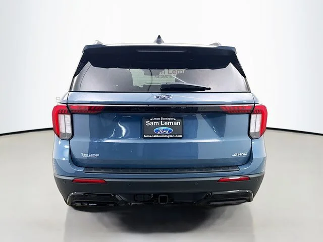 New 2026 Vapor Blue Ford ST-Line image 6