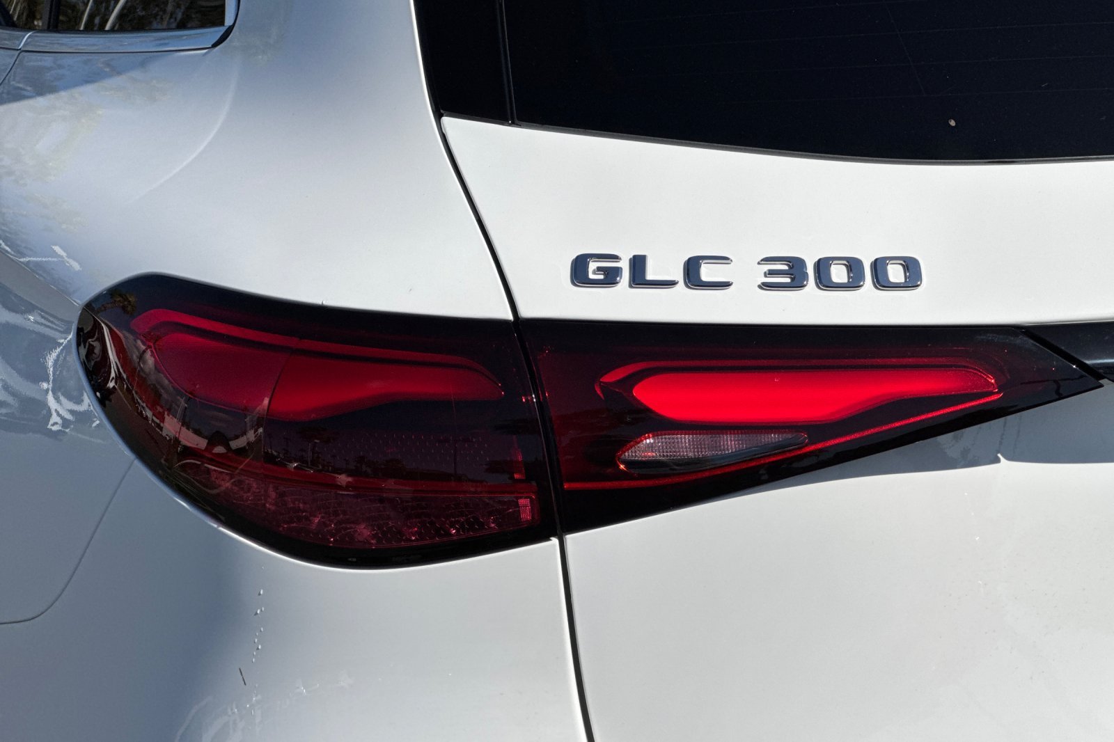 Certified Used 2026 White Mercedes-Benz GLC 300 image 15