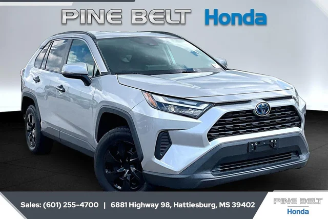 2024 Toyota RAV4 Hybrid XLE