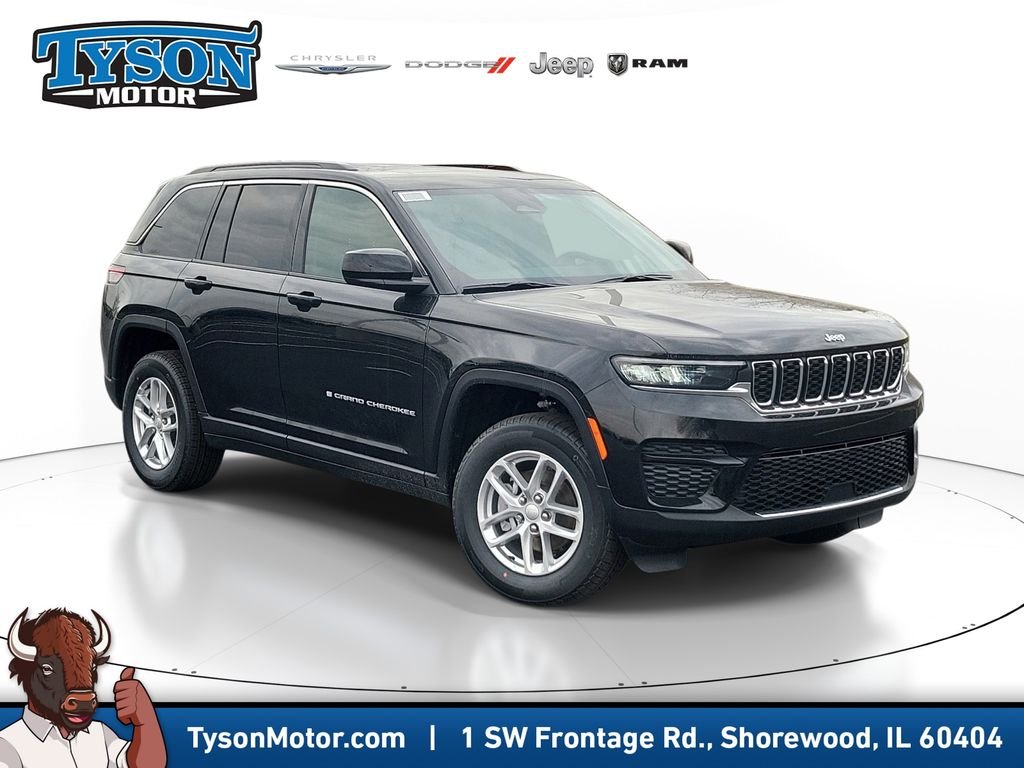New 2026 Diamond Black Crystal Pearlcoat Jeep Laredo X image 1