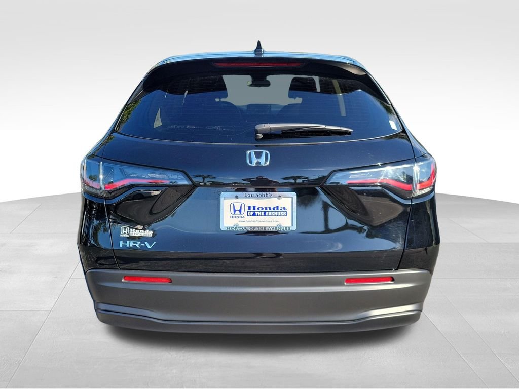 2026 Honda HR-V LX - Photo 9