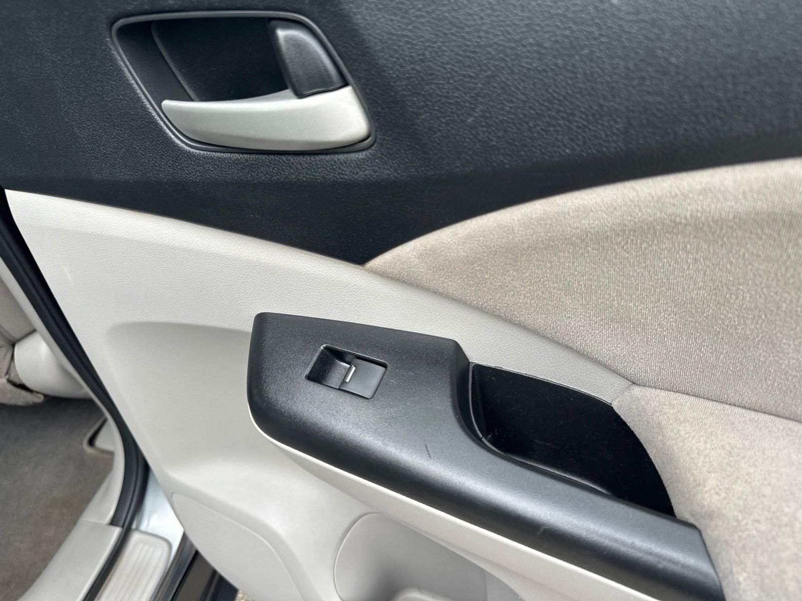Used 2014  Honda EX image 30