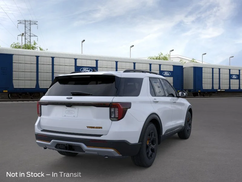 New 2026 Space White Metallic Ford Tremor® image 8