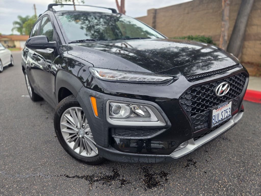 Used 2021 Black Hyundai SEL Plus image 1