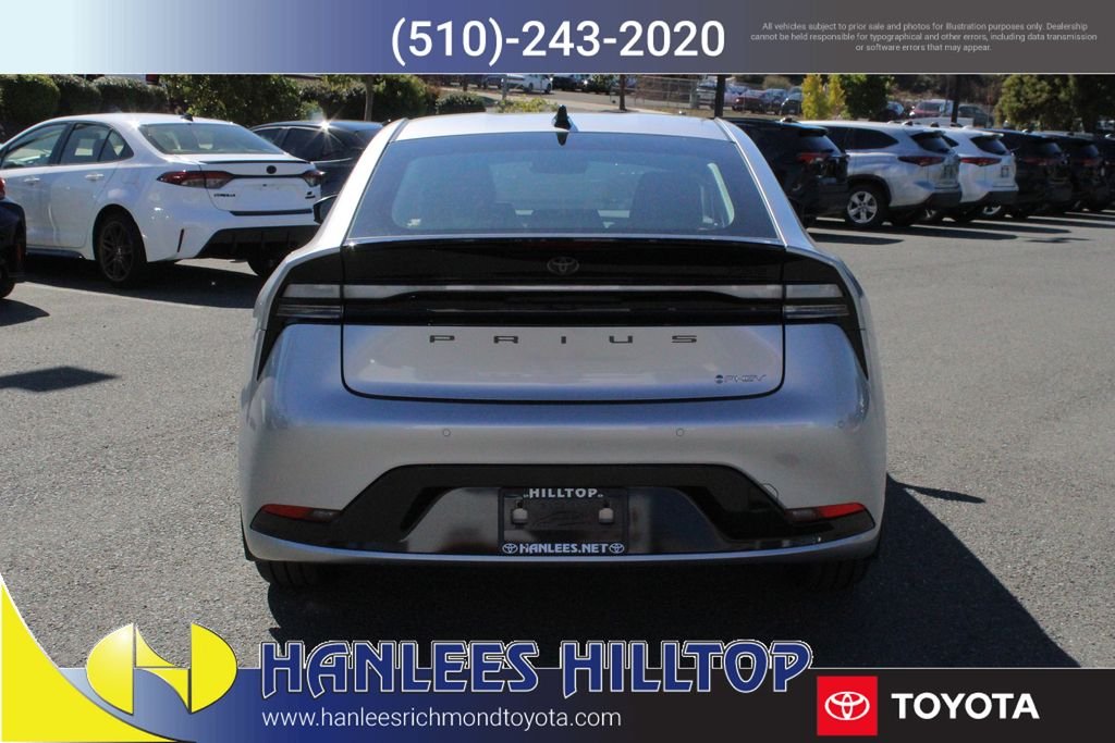 2026 Toyota Prius Plug-in Hybrid XSE - Photo 8