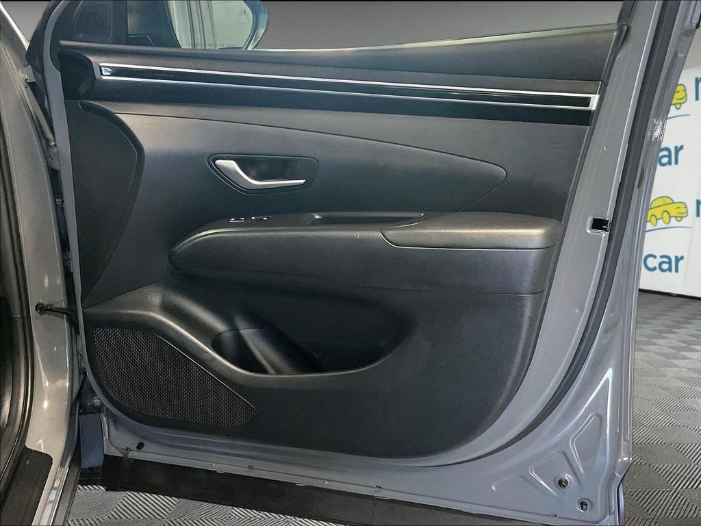 Used 2024 Hampton Gray Hyundai SEL image 12