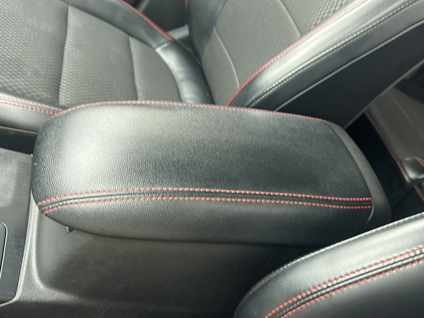 Used 2023 Agate Black Ford ST-Line image 27