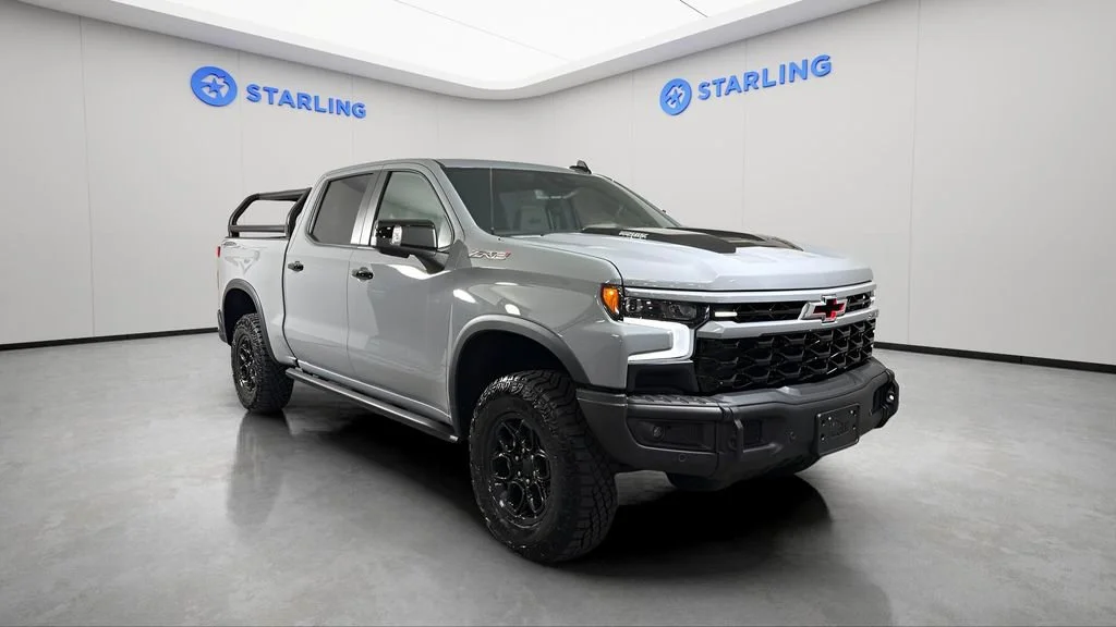 Used 2025 Slate Gray Metallic Chevrolet ZR2 image 13