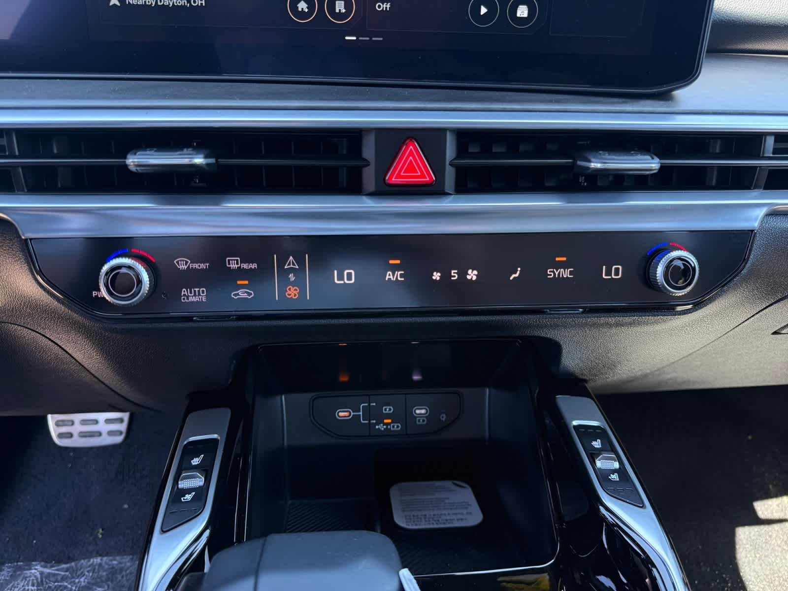 New 2026 Jungle Green Kia X-Line SX Prestige image 17