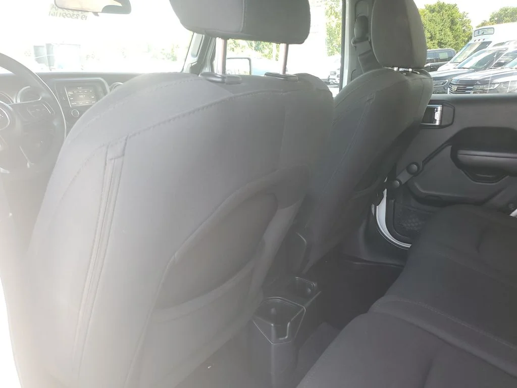 Used 2019 White Jeep Unlimited Sport image 12
