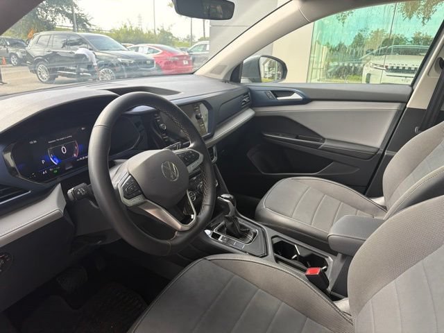 Used 2024 Pure Gray Volkswagen SE image 6