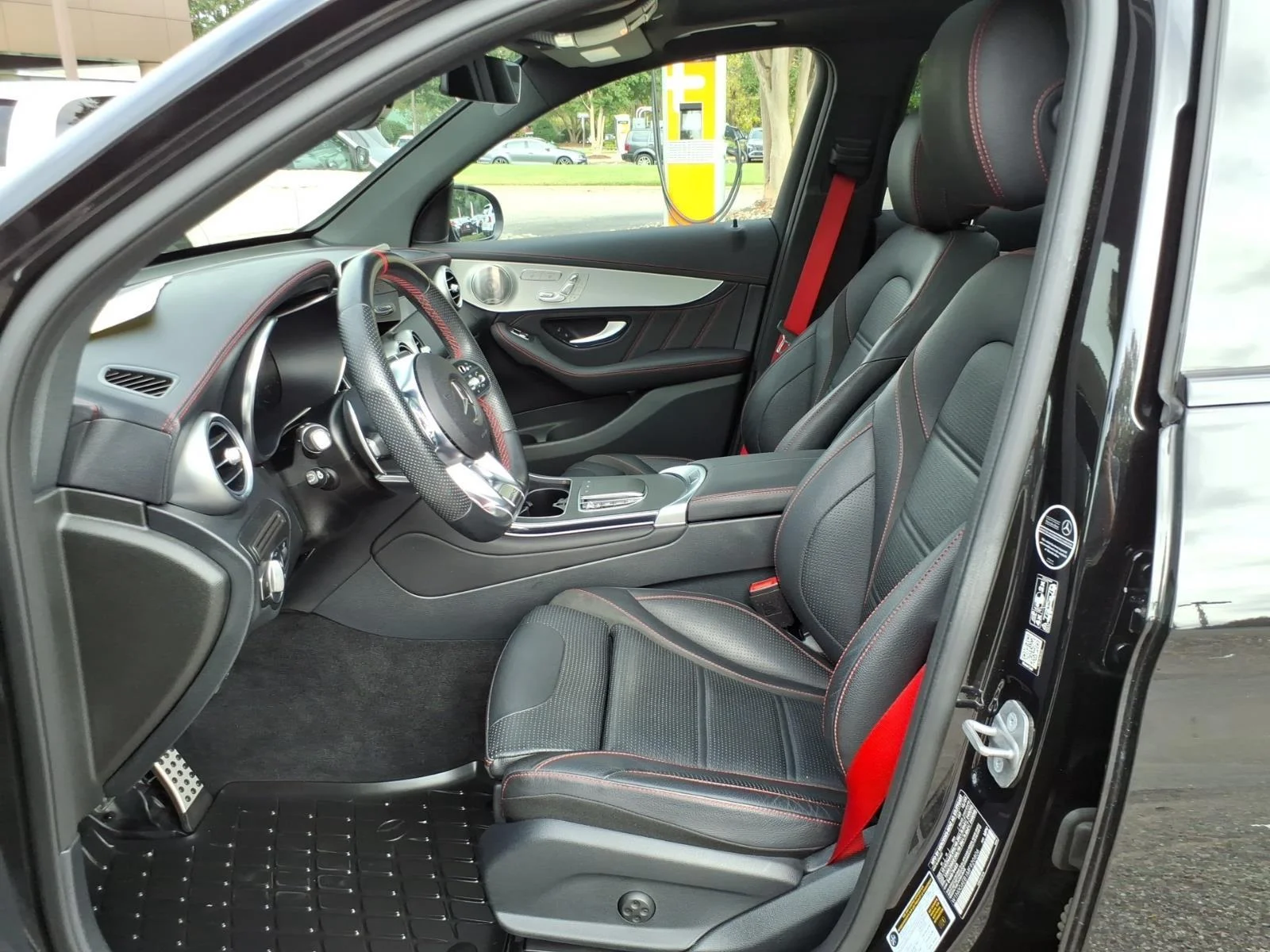 Used 2021 Obsidian Black Metallic Mercedes-Benz AMG® GLC 43 image 12