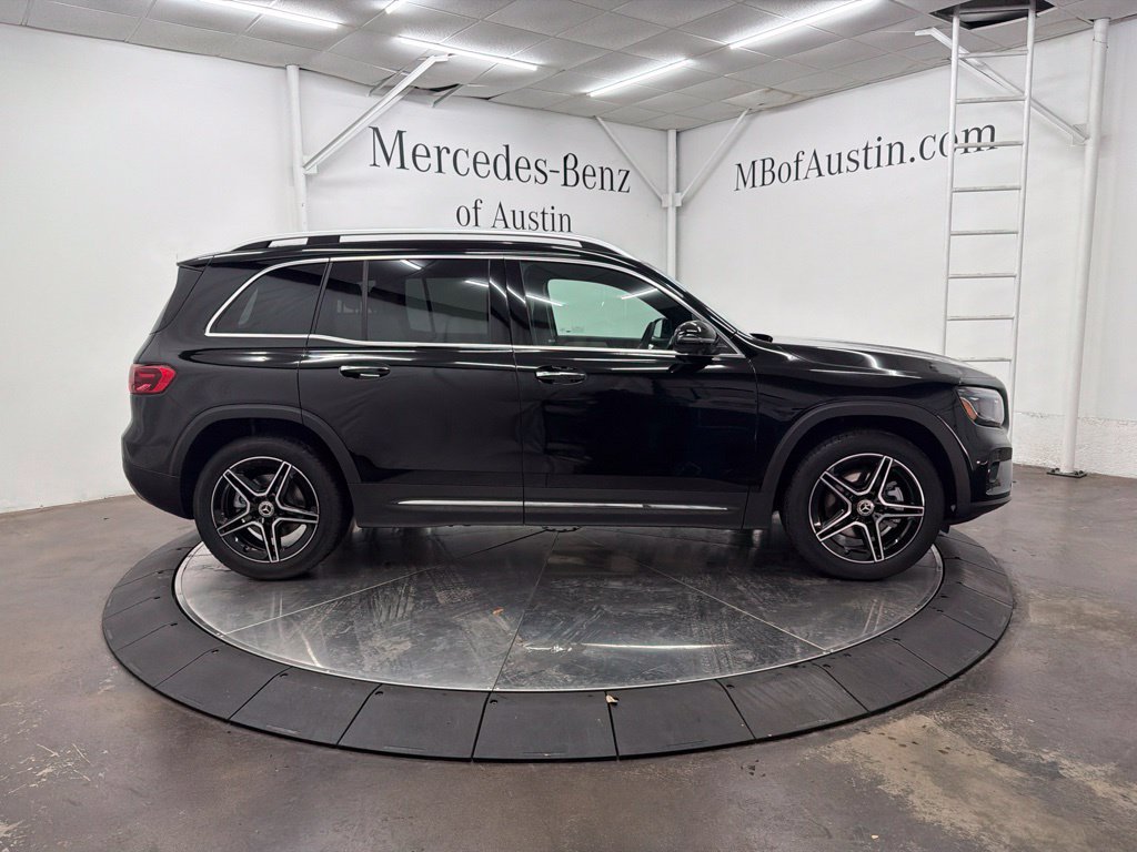 Used 2026 Black Mercedes-Benz GLB 250 image 8