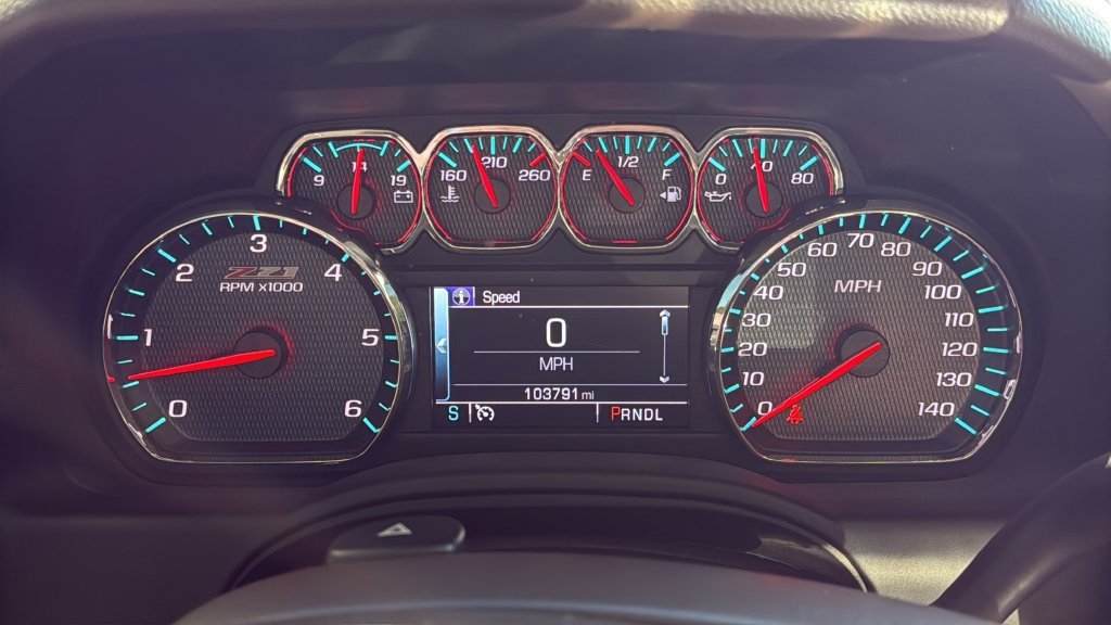 Used 2020 SATIN STEEL METALLIC Chevrolet LT image 15