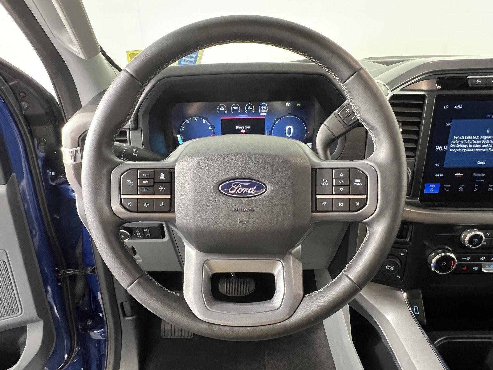 Used 2024 Atlas Blue Ford XLT image 13