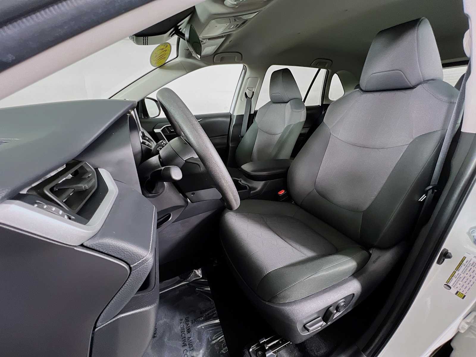 Used 2025 Ice Cap Toyota XLE image 20