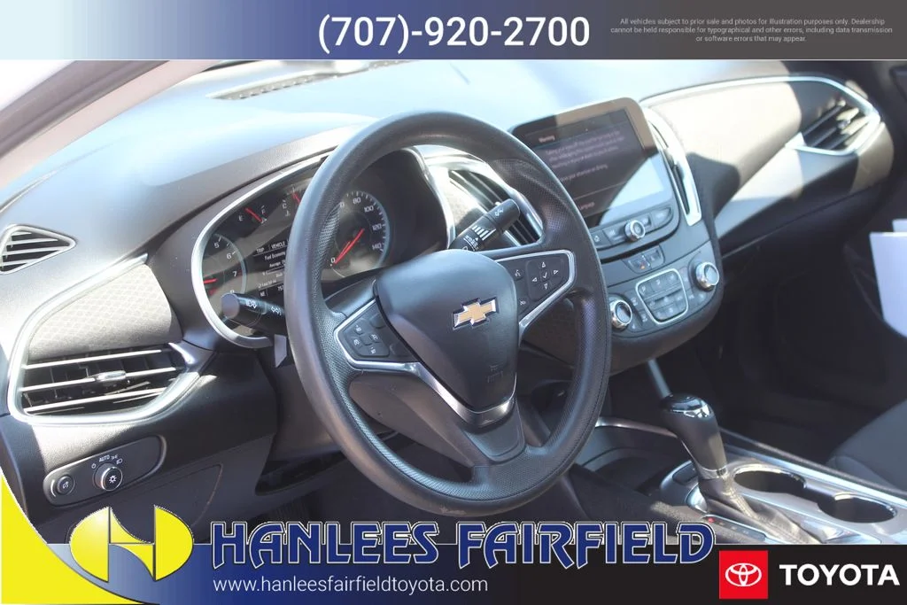 Used 2020 White Chevrolet LT image 11