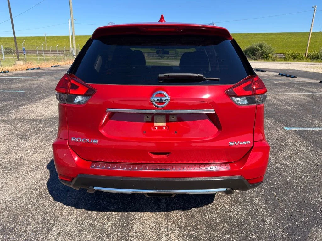 Used 2017 Red Nissan SV image 12