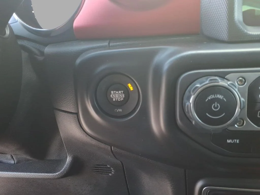 Used 2021 Red Jeep Unlimited Rubicon image 24
