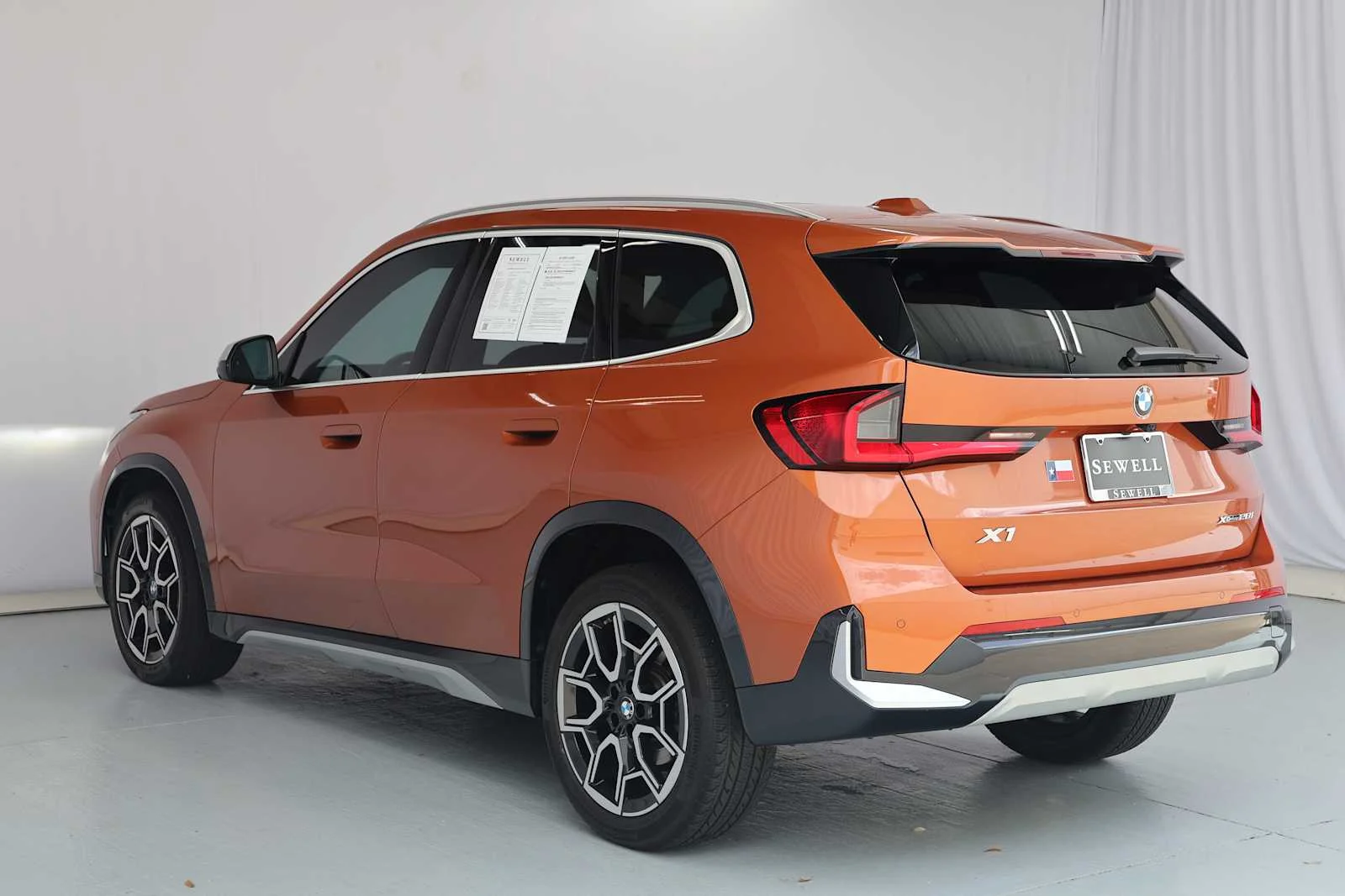 Certified Used 2024 Utah Orange Metallic BMW xDrive28i image 8