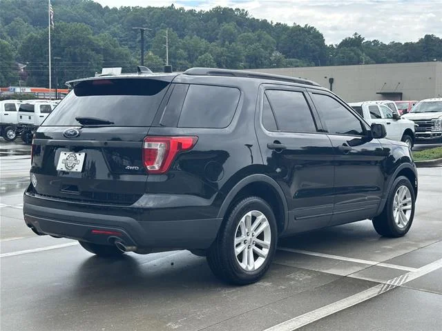 Used 2017 Shadow Black Ford Base image 20