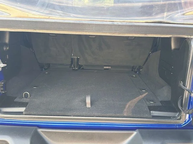 Used 2018 Blue Jeep Unlimited Sport S image 13
