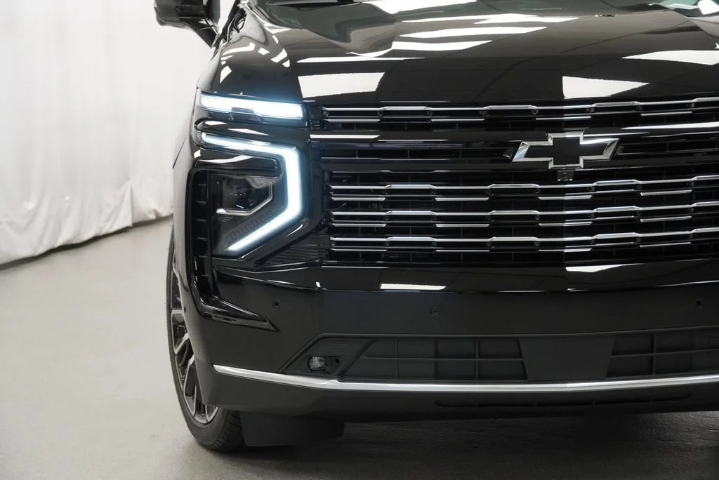 New 2026 Black Chevrolet High Country image 37