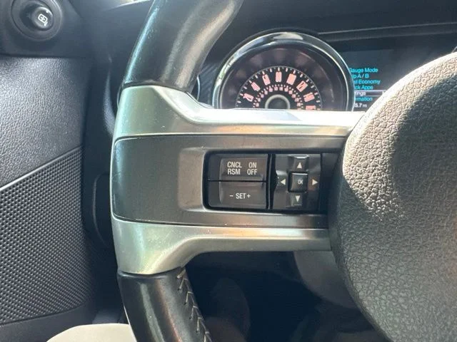 Used 2014 White Ford GT Premium image 18