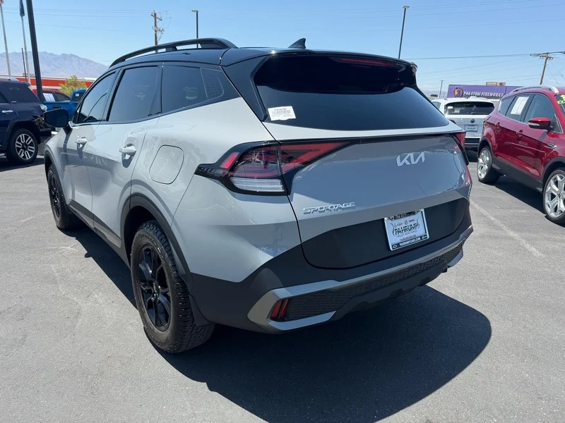 Used 2023 Wolf Gray/ebony B Kia X-Pro Prestige image 5