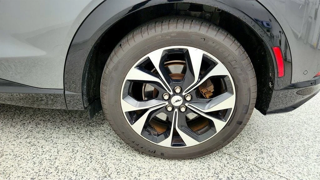 Used 2023 Carbonized Gray Metallic Ford Premium image 9