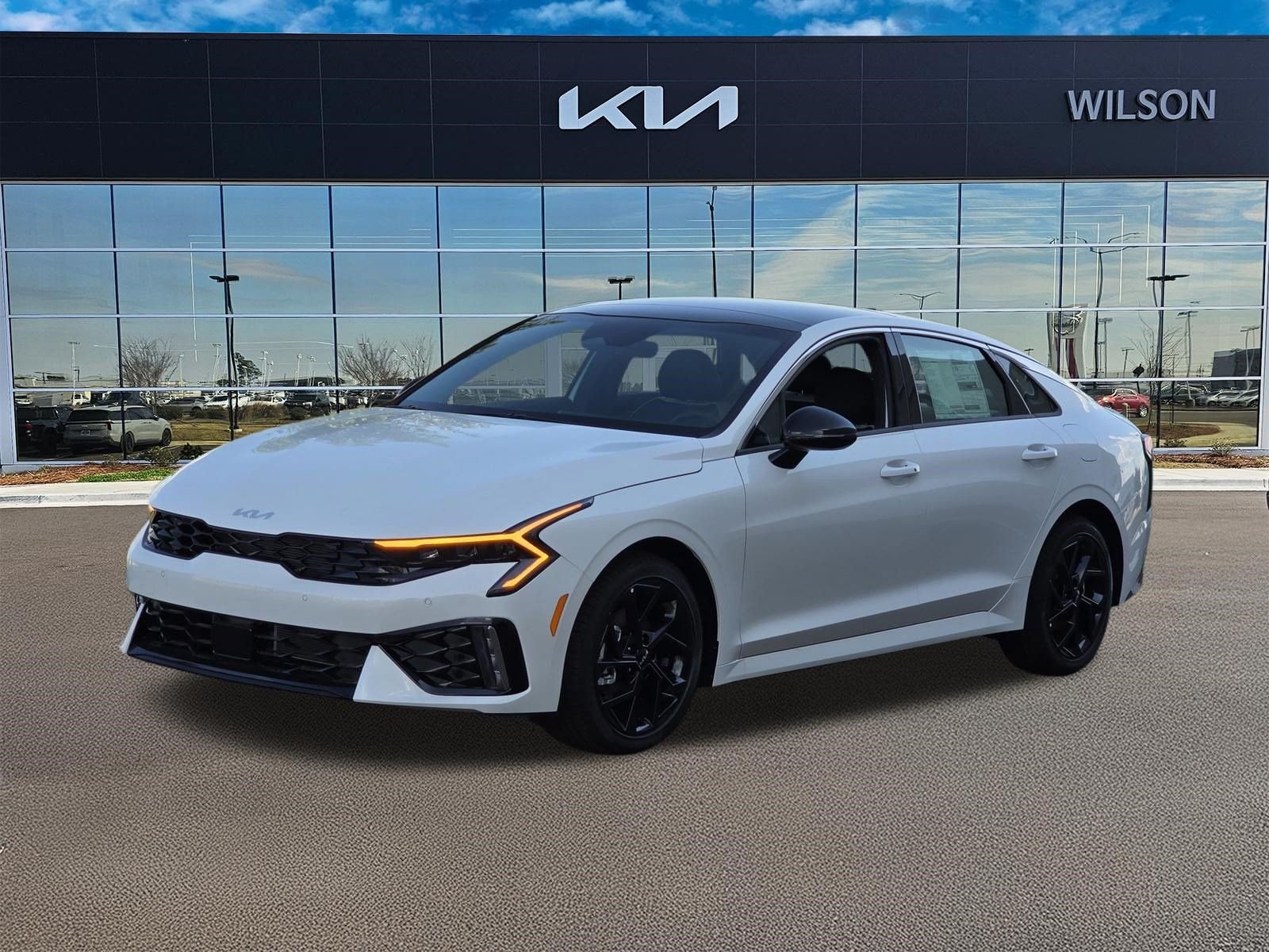 New 2026 White Kia GT-Line image 4